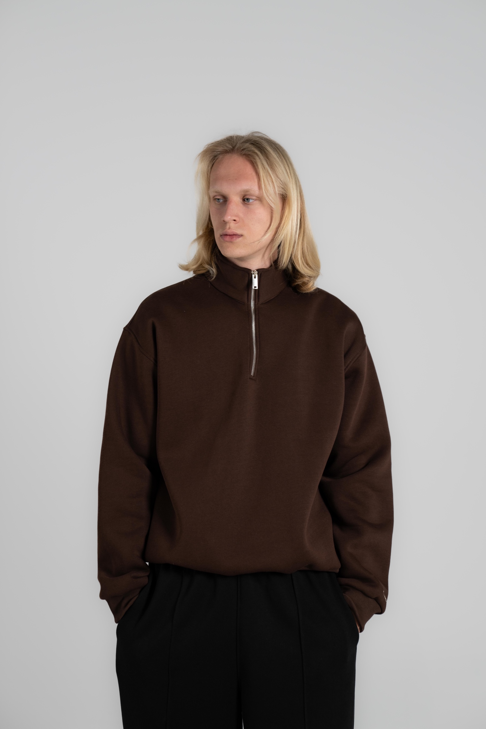 Fermuarlı Yaka Sweatshirt Kahverengi