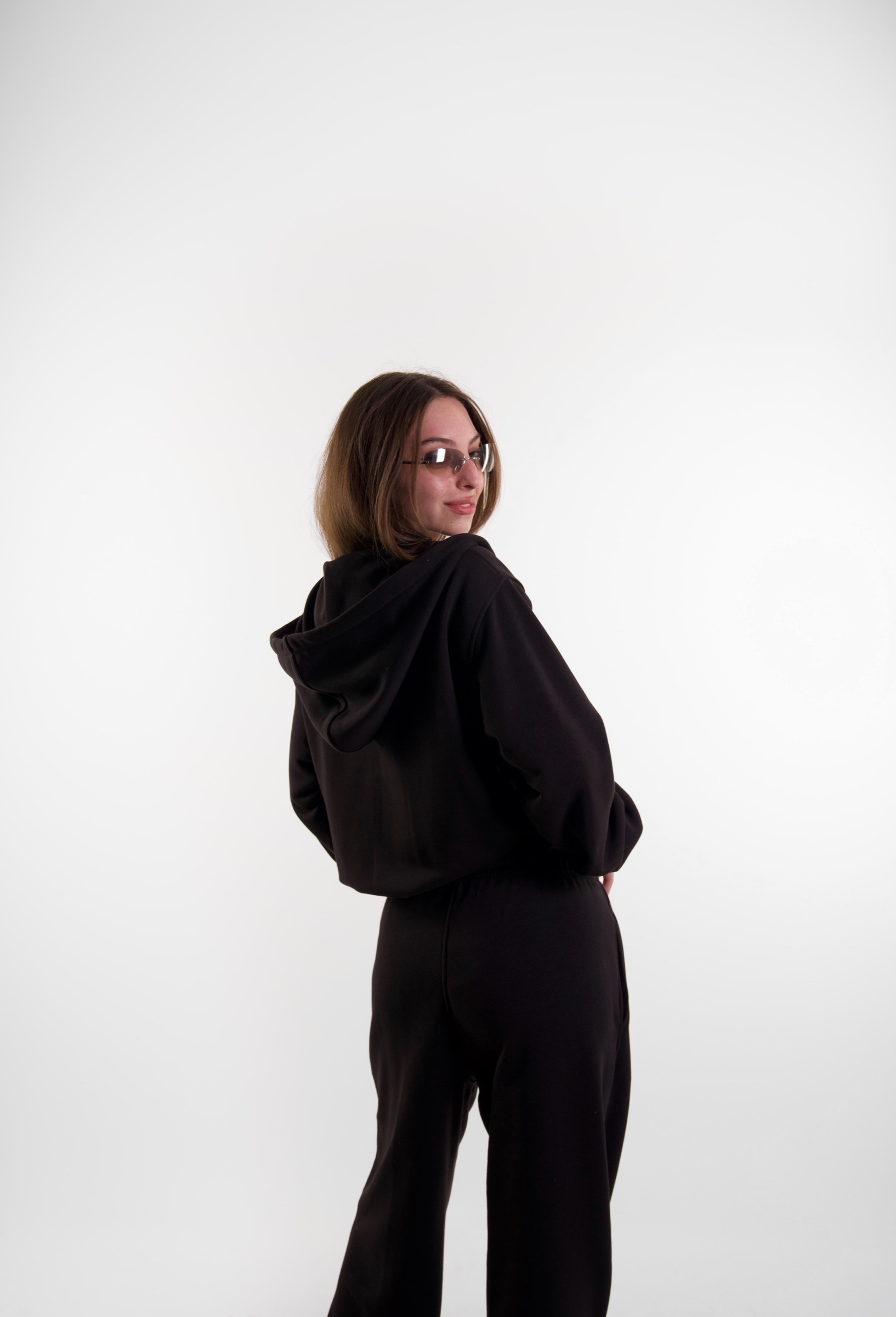 Fermuarlı Kapüşonlu Sweatshirt Siyah